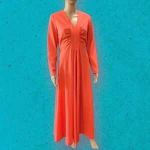 Vintage 1960’s Tangerine maxi kaftan hostess dress -L